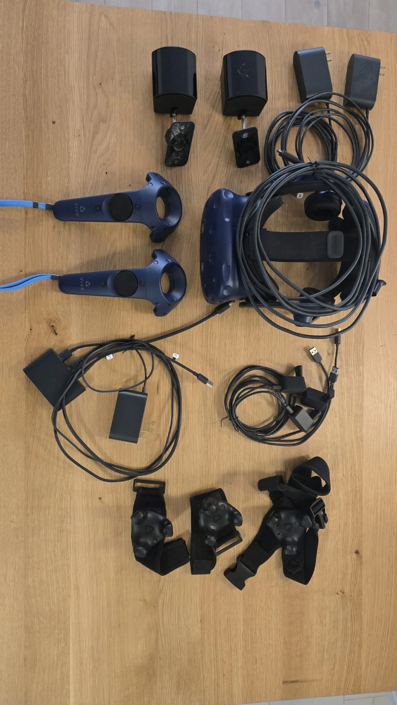 HTC VIVE Pro VR Headset System - photo 2
