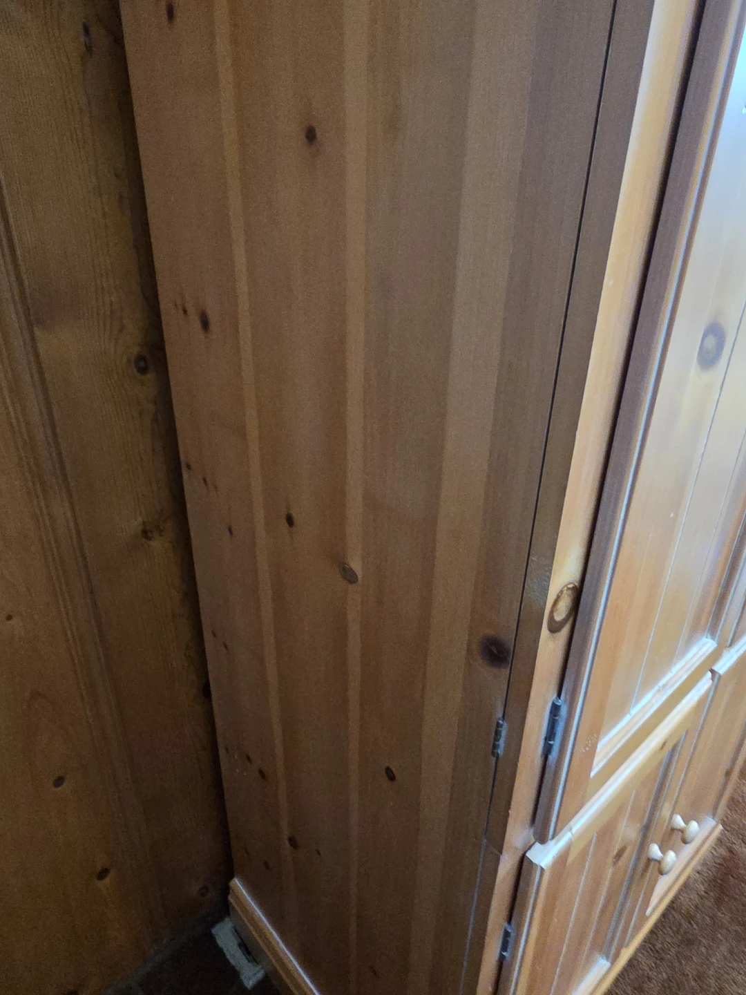 Wooden Cabinet - photo 3