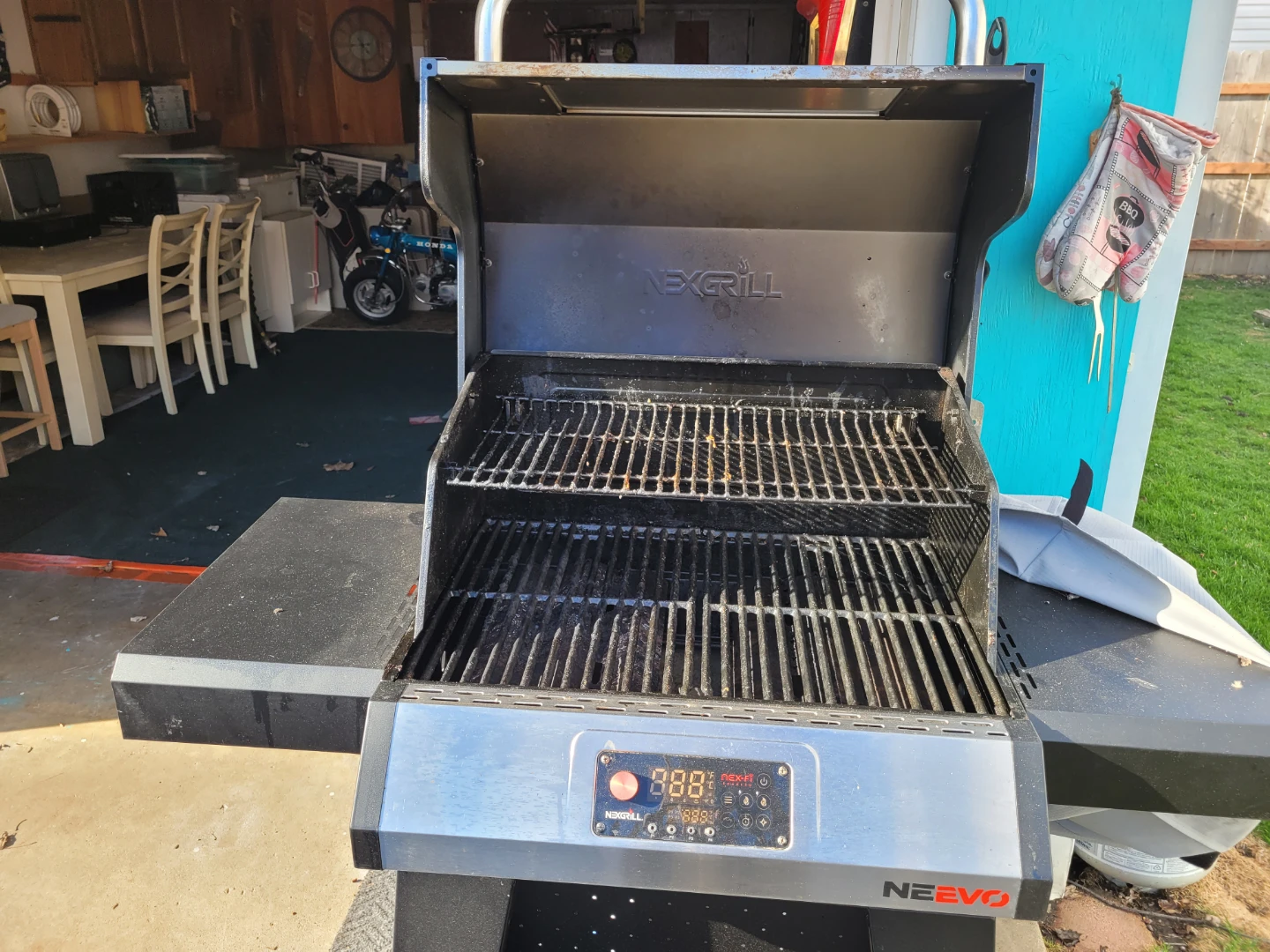 Propane grill