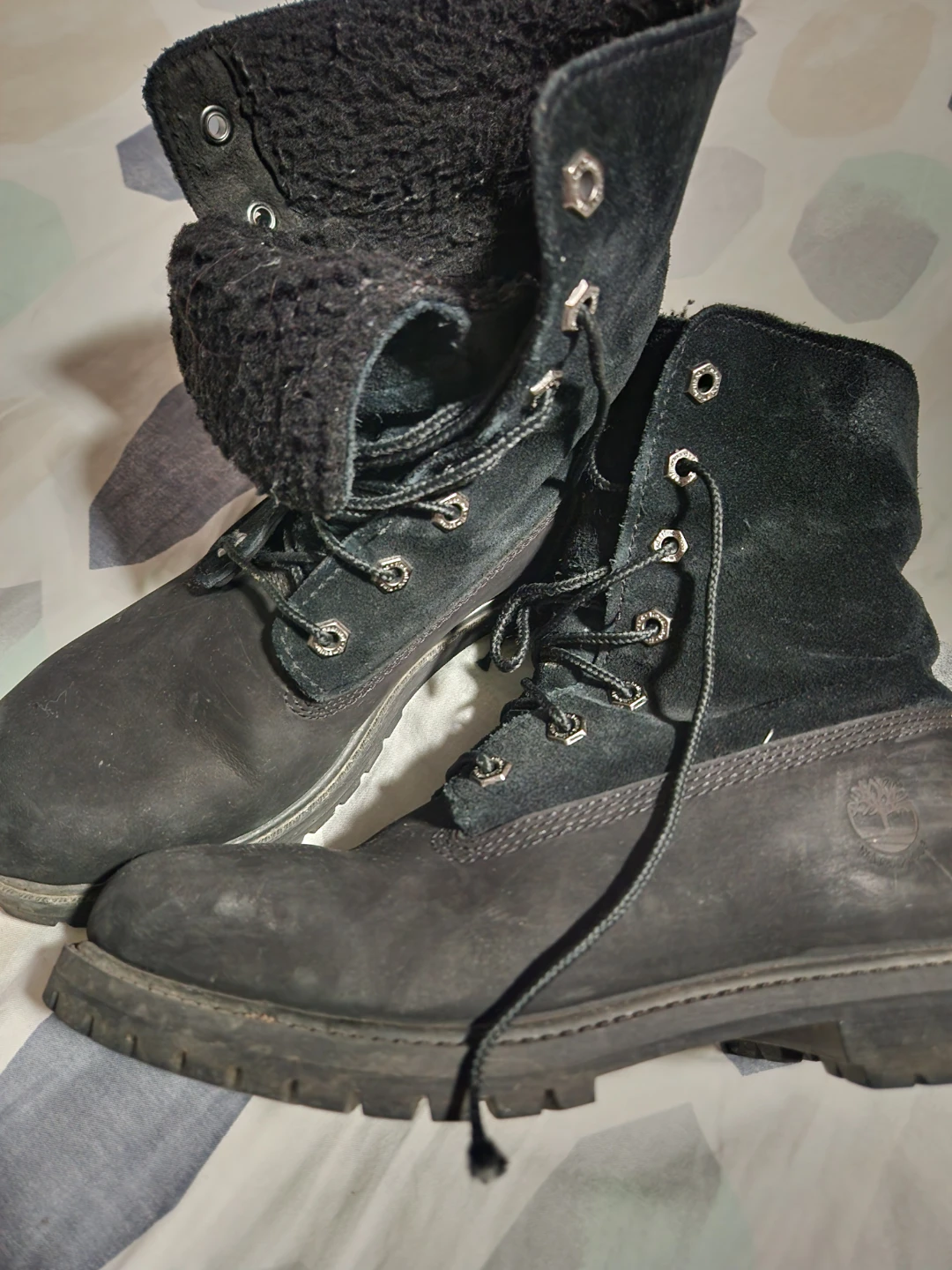 Timberland Black Suede Lace-Up Boots Womens Size 7.5