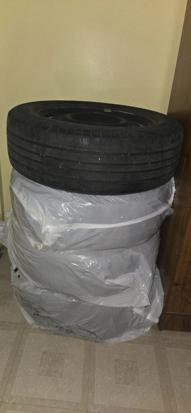 Set of 4 Tires 225/65R17 summer