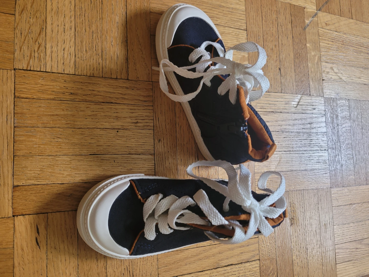 Brand New Old Navy High-Top Sneakers - Size 7 - photo 2