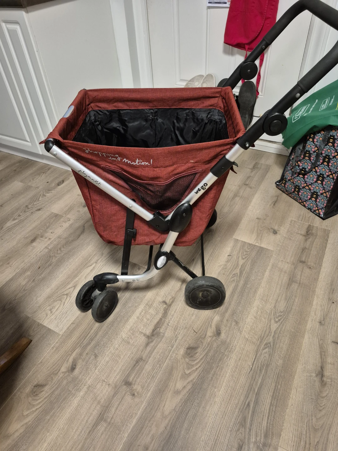 Play.market Shopping Trolley