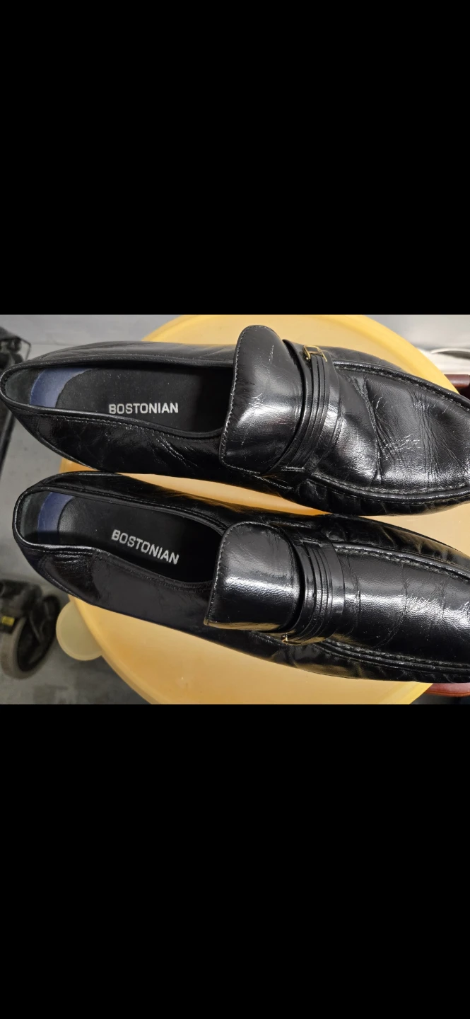 Bostonian Black Leather Loafers