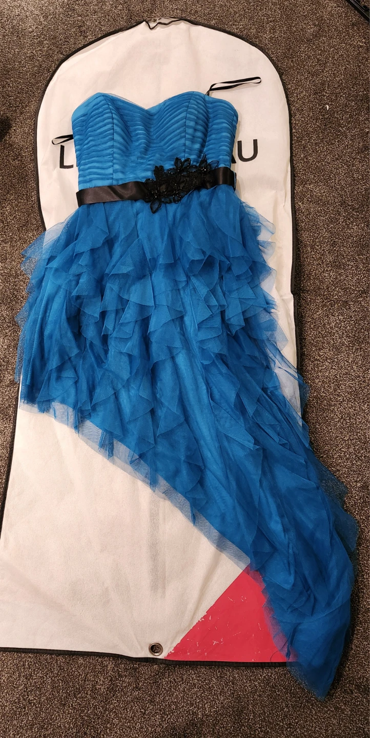 Le Château Teal Blue Formal Dress Size 8