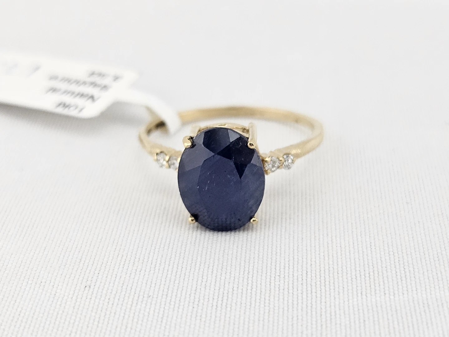 10k Gold Solitaire Ring with 3.5ct Natural Sapphire - photo 5