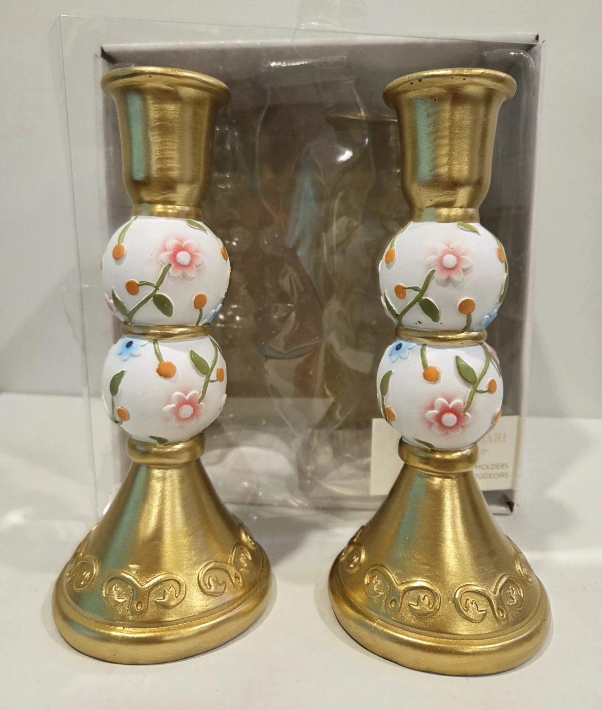 Gold Floral Candlestick Holders (Set of 2)🌱