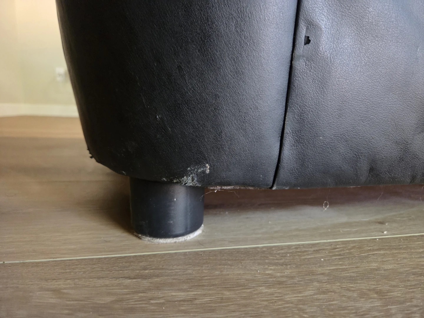 2 Black Leather Sofas - photo 4