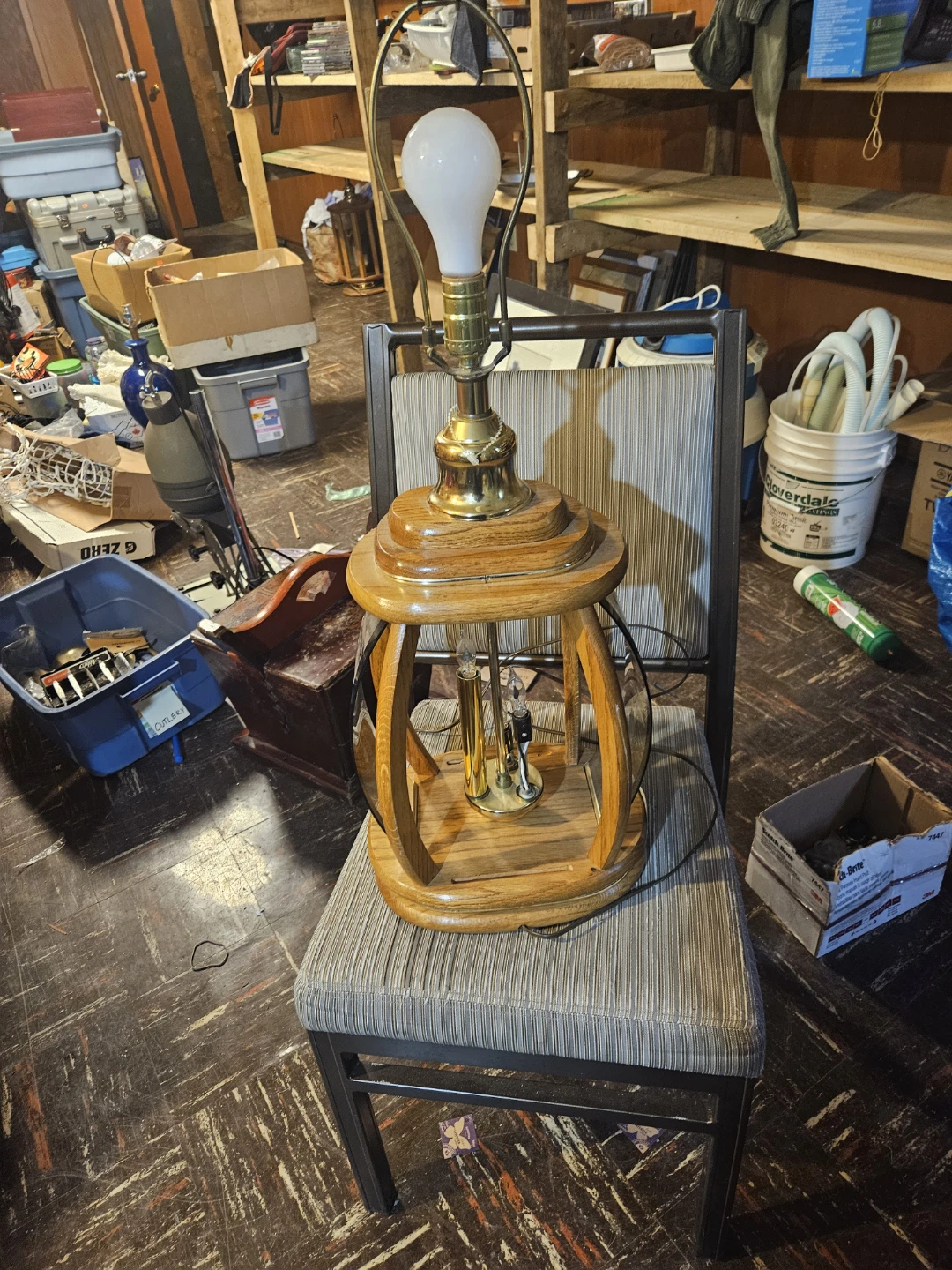 Vintage Wooden Lantern Style Table Lamp - photo 2