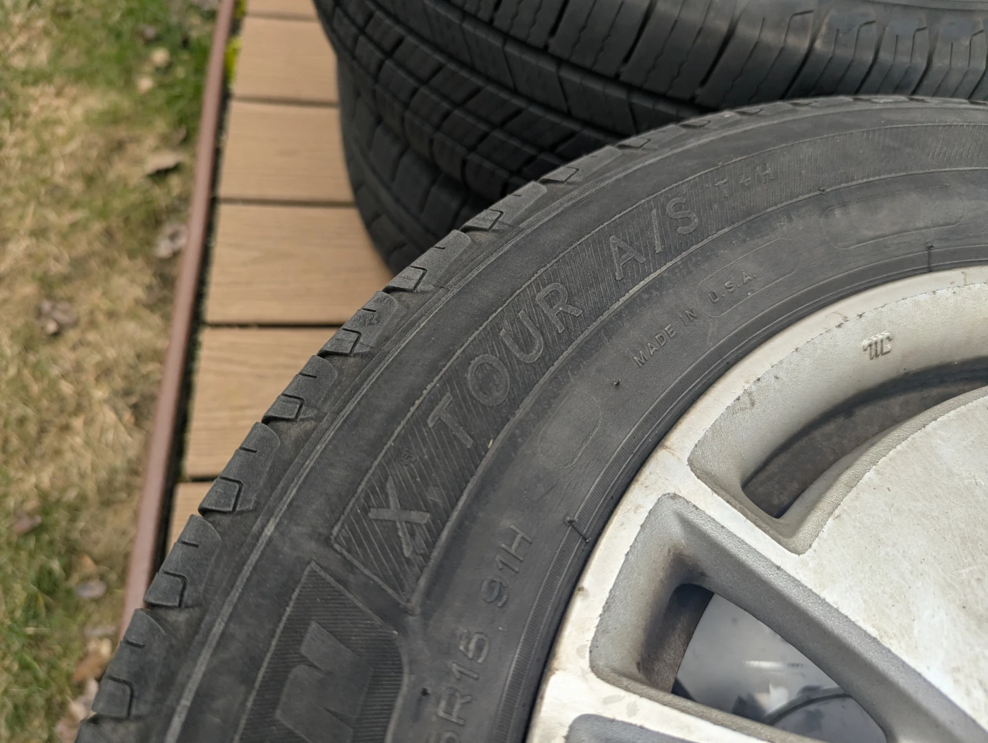 Michelin X Tour A/S Tires - 195/65R15 - photo 3