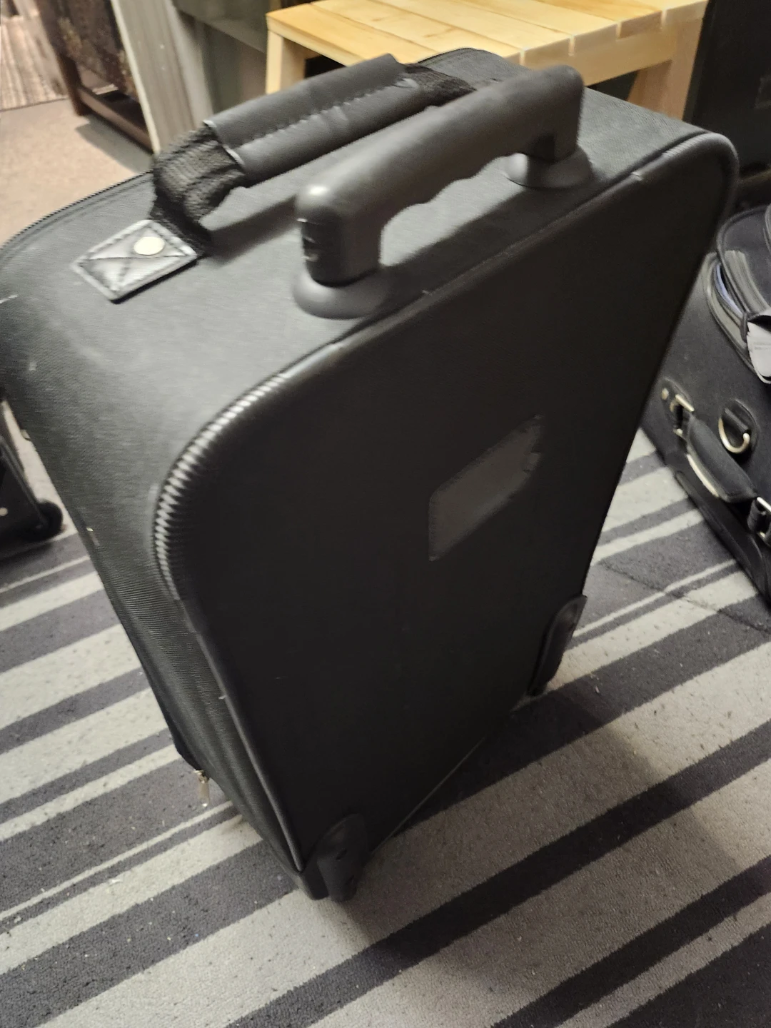 Handcarry Black Rolling Carry-On Luggage (very lightweight) - photo 2