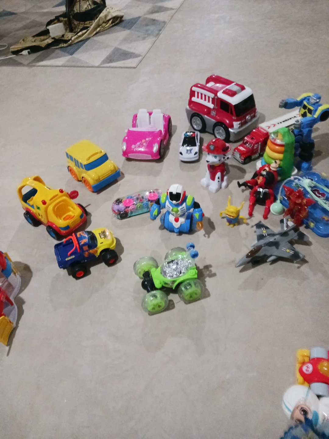 Assorted Toy Vehicle and Figure Bundle - photo 2