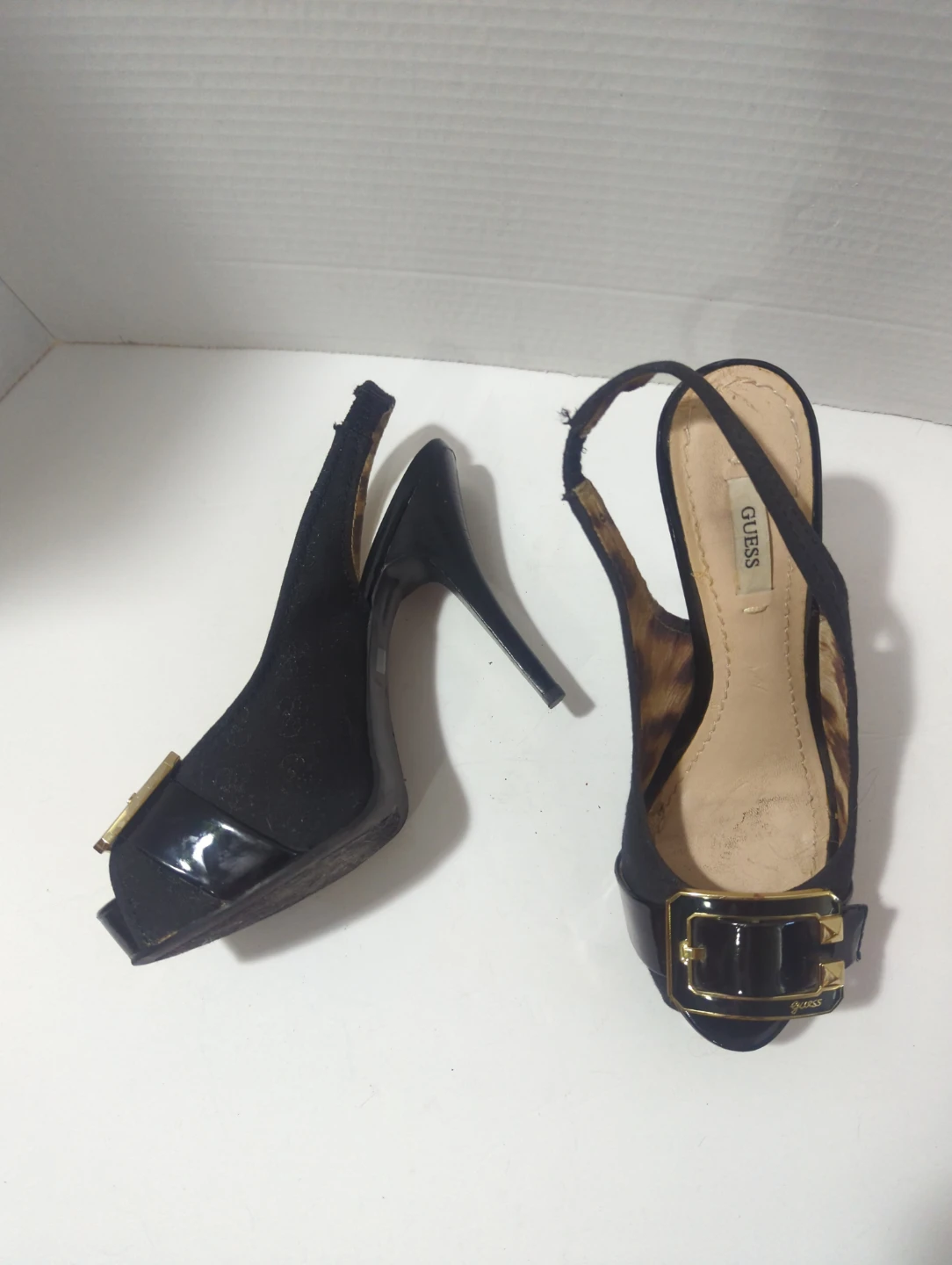 GUESS Slingback Heels with Gold Buckle - photo 3