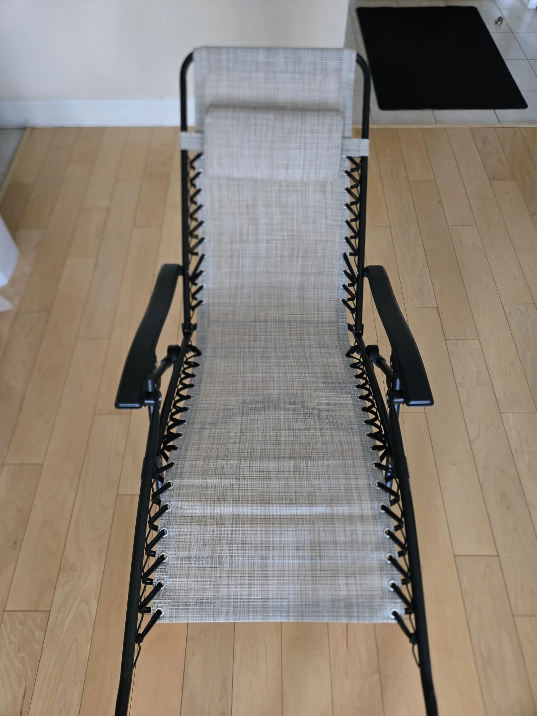 Folding Zero Gravity Lounge Recliner - photo 3