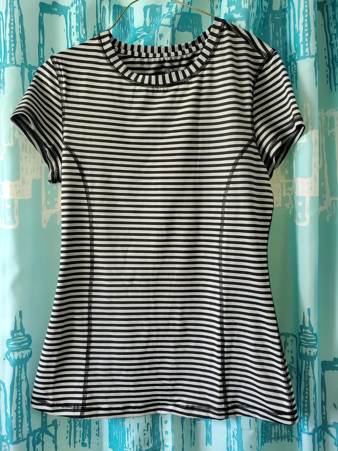 Striped T-Shirt - Medium - photo 2