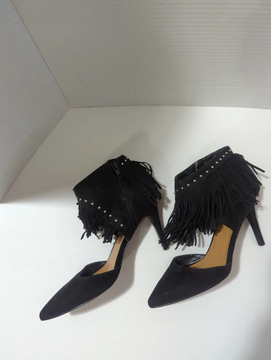 Nine West Black Suede Fringe Studded Heels - photo 3