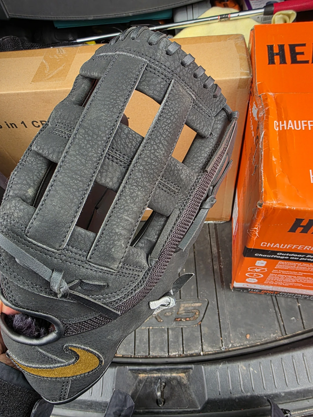 Nike Baseball Glove - photo 4
