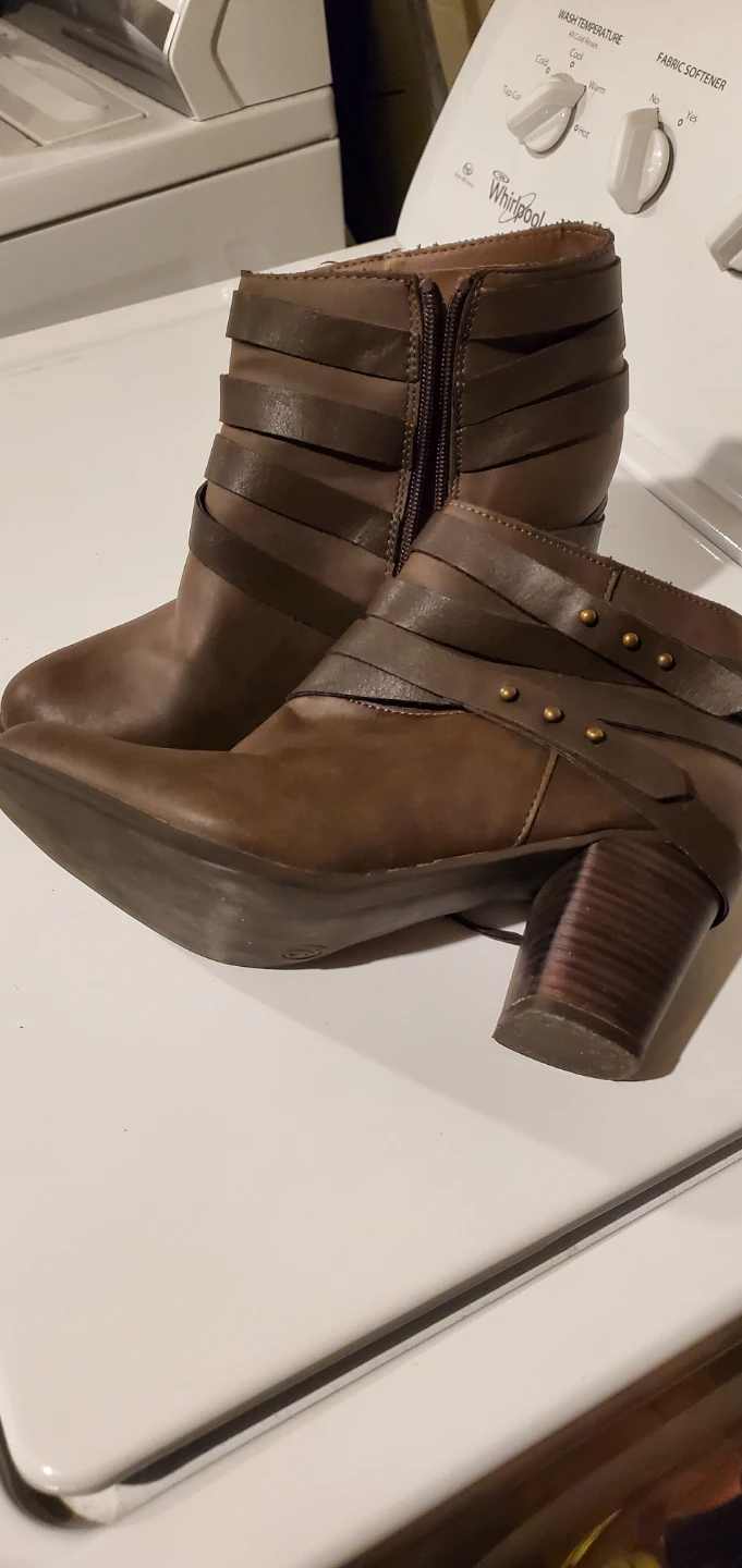 Brown Ankle Boots with heels - photo 4
