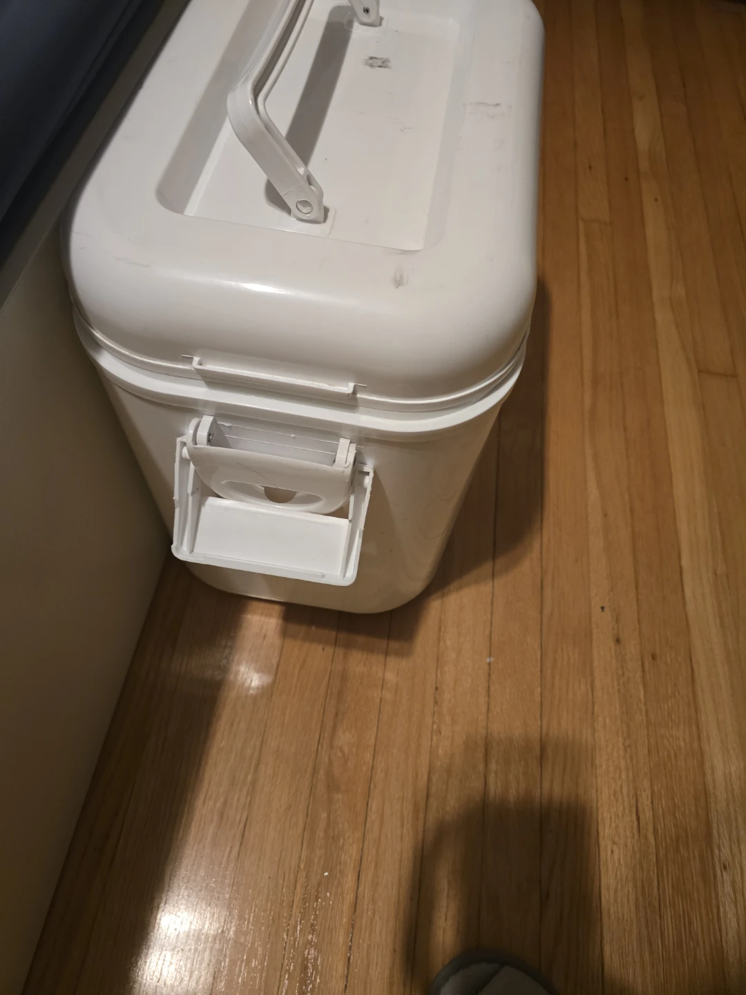 White Anchor Storage Container with Lid and Handle - photo 3
