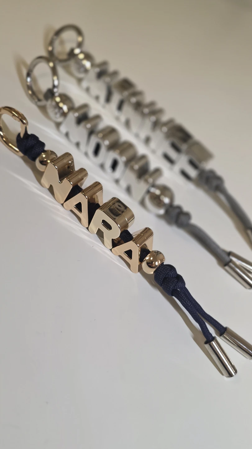 Mother's day gift Personalized Name Keychains - photo 3