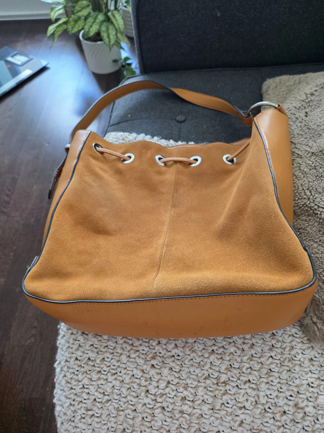Zara Suede and Faux Leather Bucket Bag- - photo 2