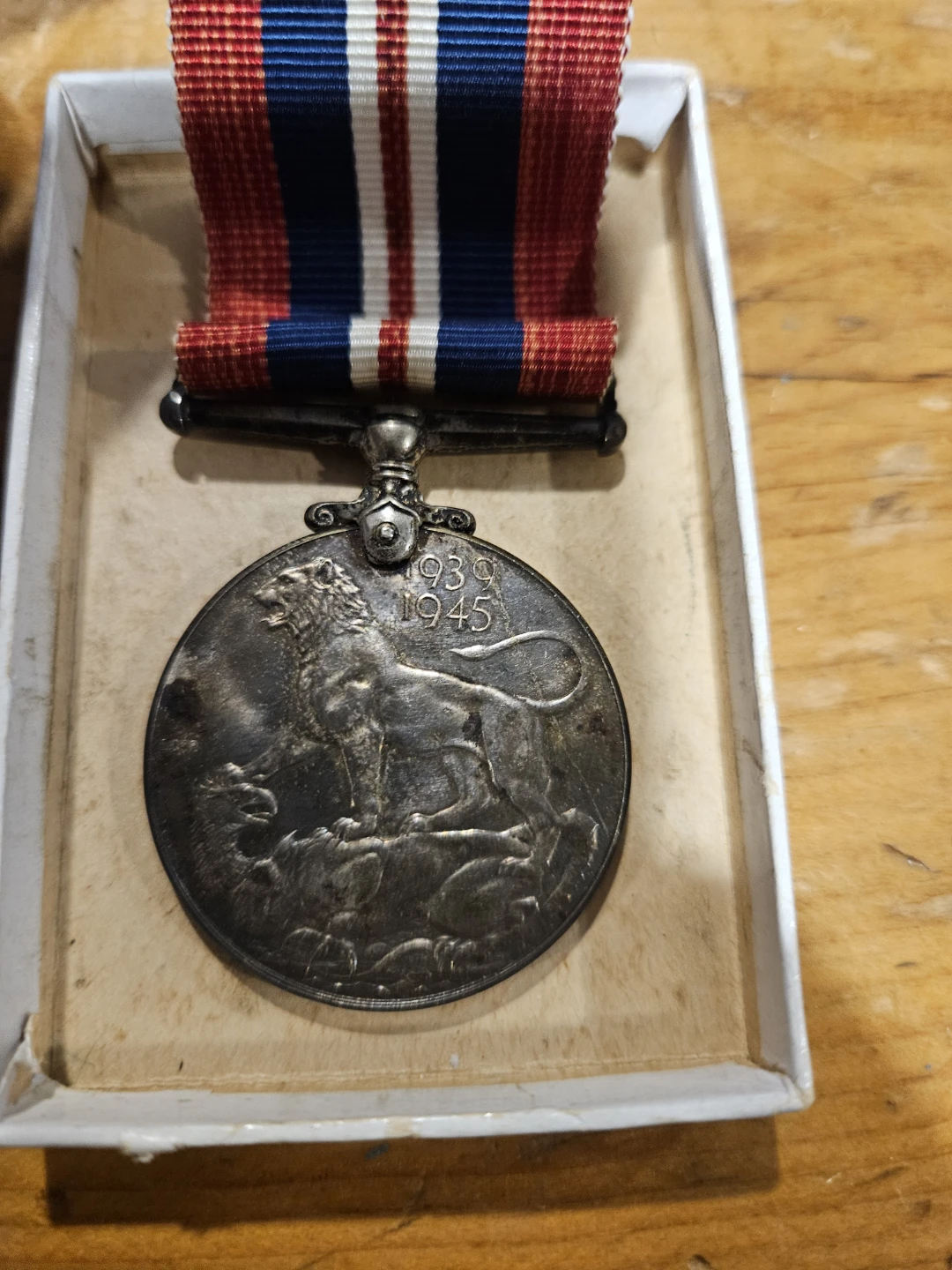 Authentic WW2 Canadian British War Medal Boxed SILVER