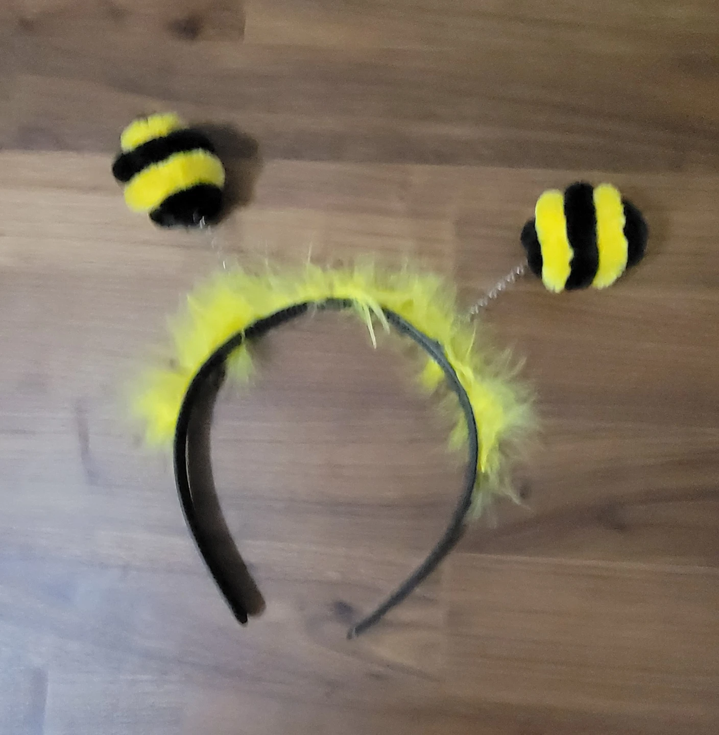 Bee Costume Set with Headband and Skirt - photo 3