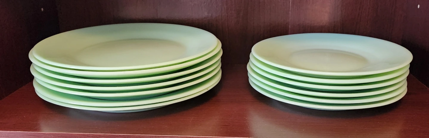 Jadeite Green Glass Dishes and Cups Set - photo 2