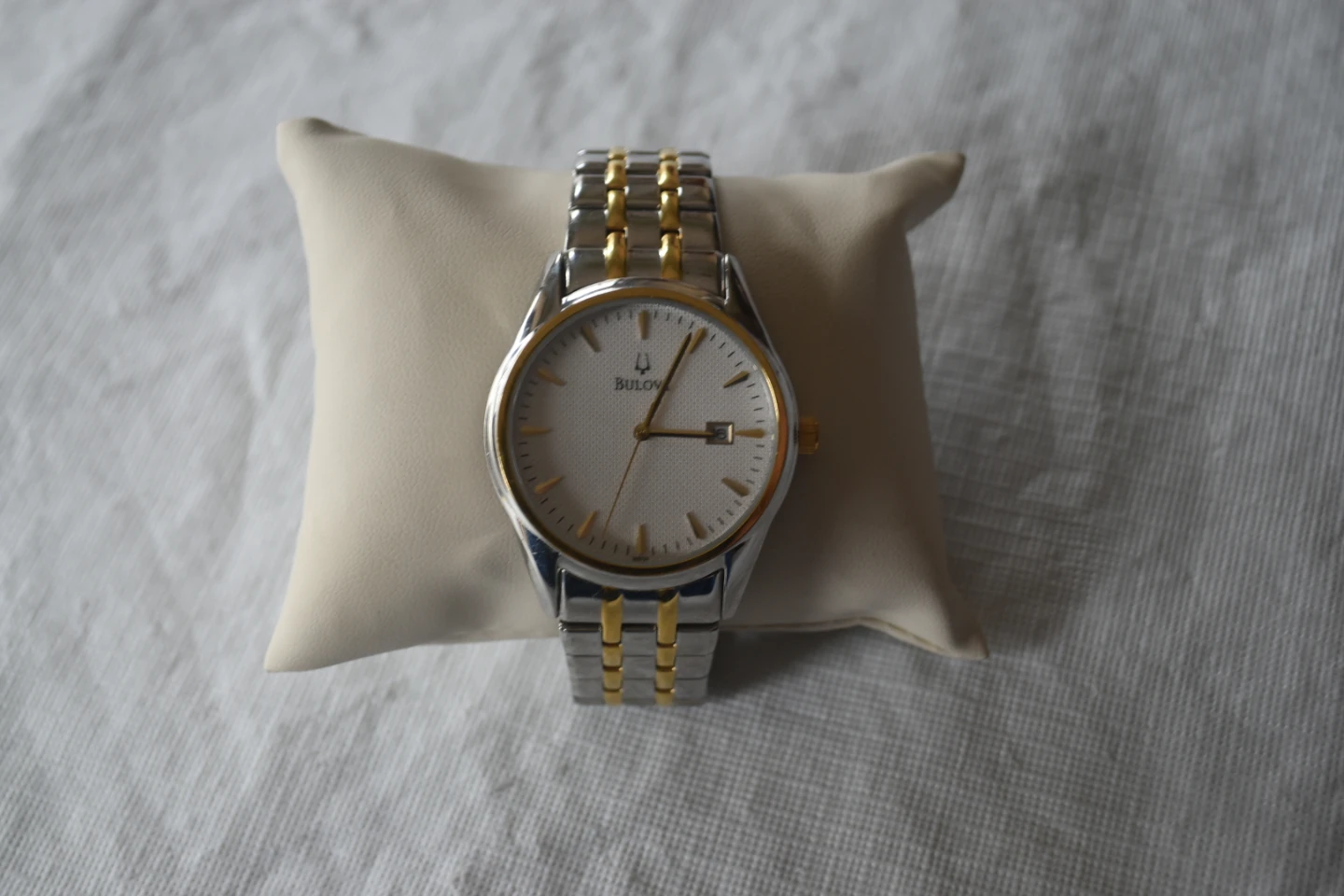 Bulova Men's 98B134 White Stainless-Steel + two-tone finish. - photo 2