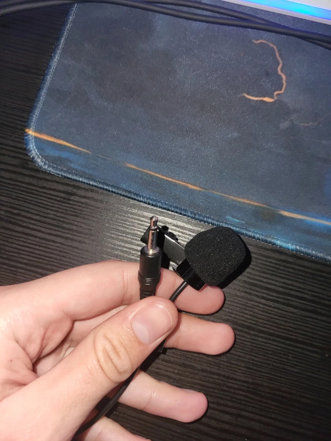 Clip-on Lavalier Microphone with 3.5mm Jack
