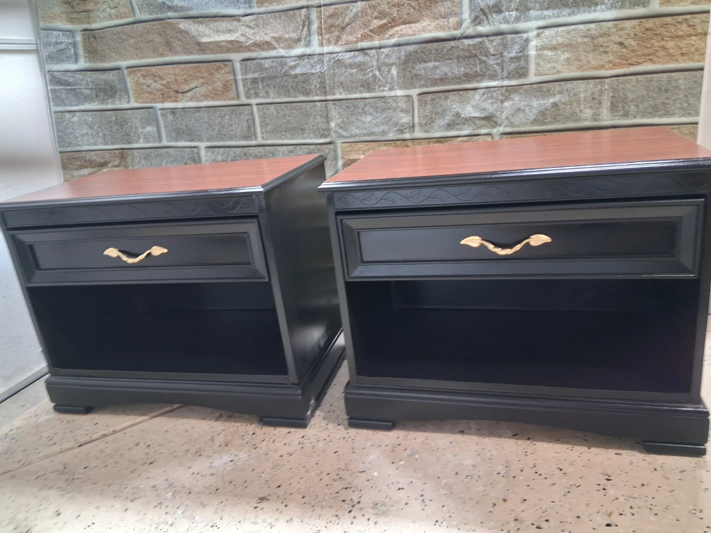 Black Nightstands with Drawer (Set of 2)