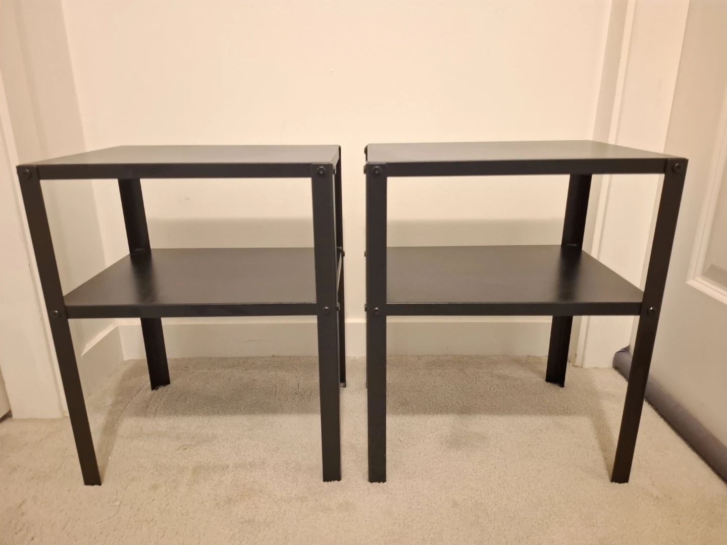 Set of 2 Black Metal Side Tables - photo 2