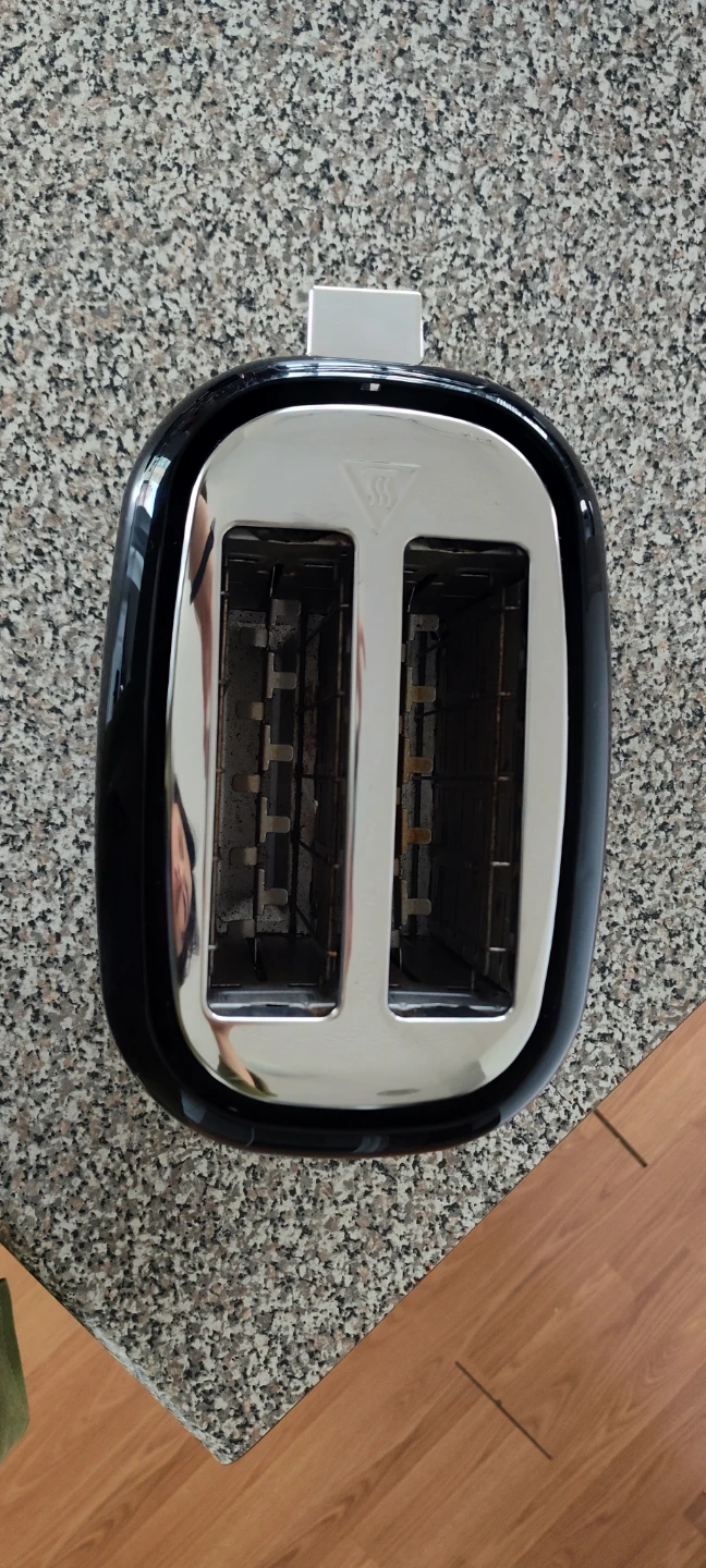Hamilton Beach Black 2-Slice Toaster - photo 3