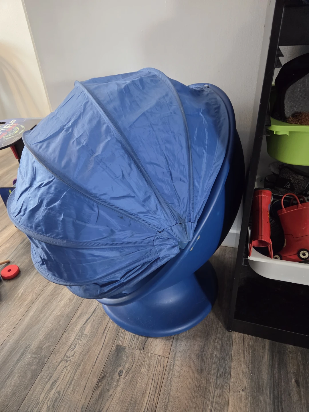 Blue Pod Swing Chair $40 - photo 3