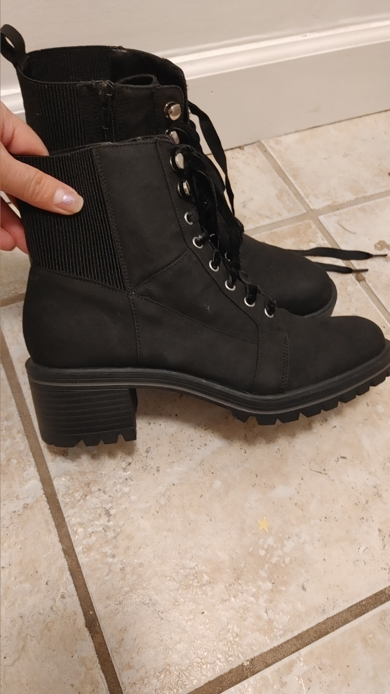 Black Combat Boots with Side Zipper and Laces size 9.5