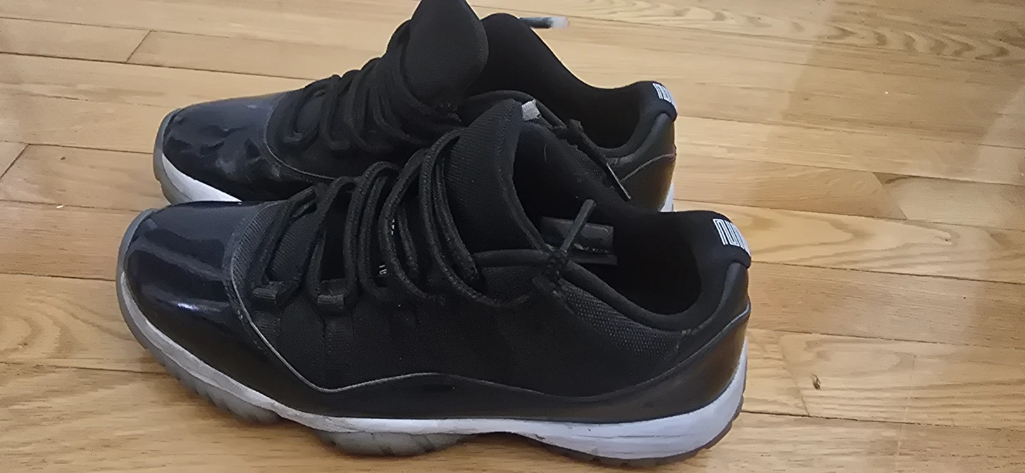 Air Jordan 11 Retro Low - photo 2