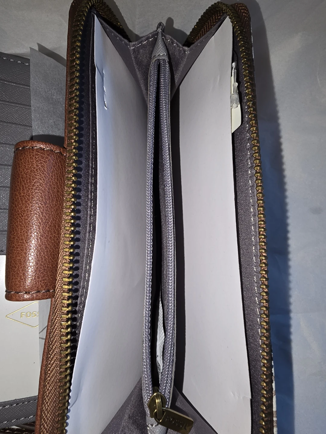 Fossil Madison Zip Around Wallet - photo 4