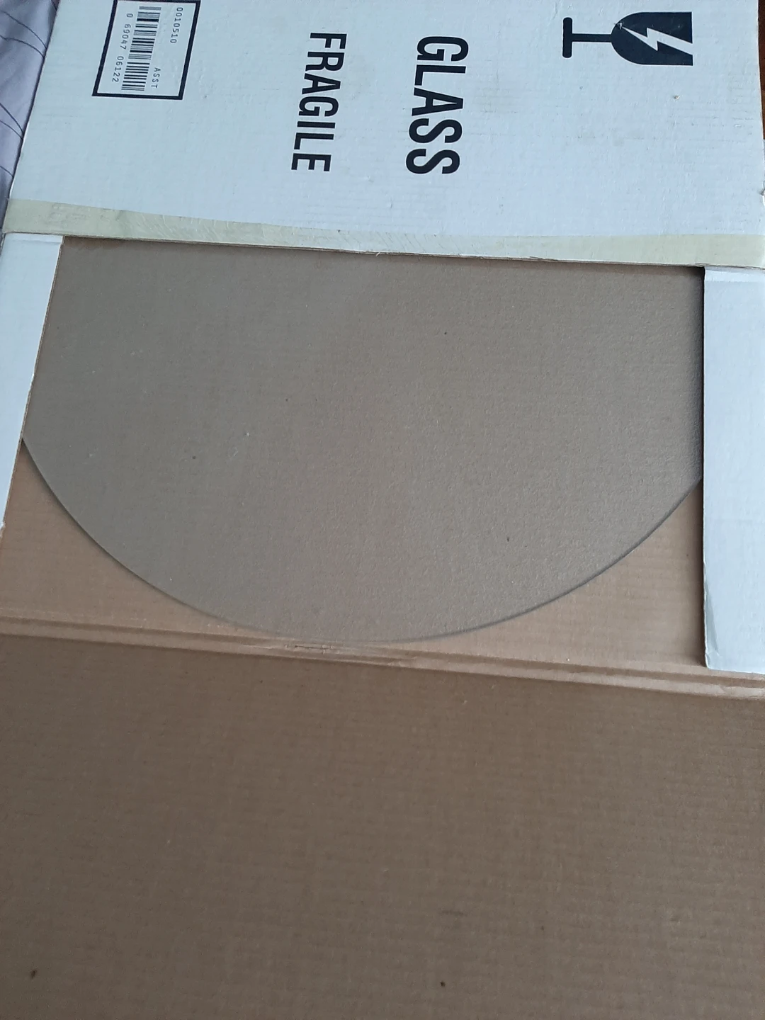 Glass top. Round, 20in diam