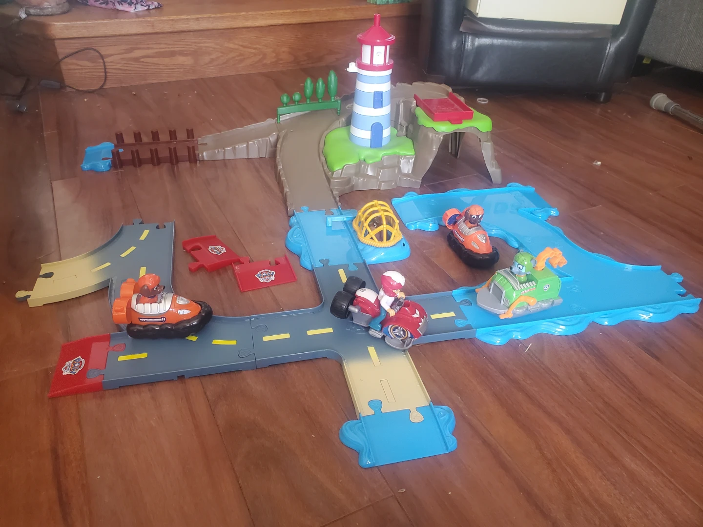 Paw Patrol beach  with Wally