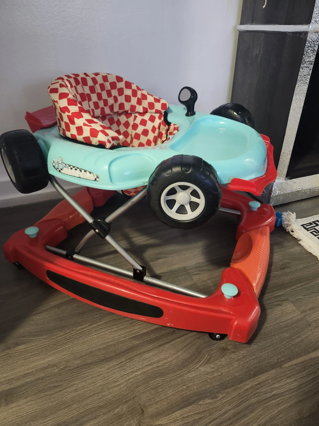Juniors Baby Walker - photo 2