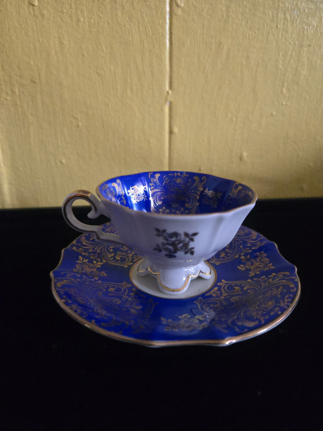 Blue and Gold Porcelain Teacup and Saucer Set - photo 2