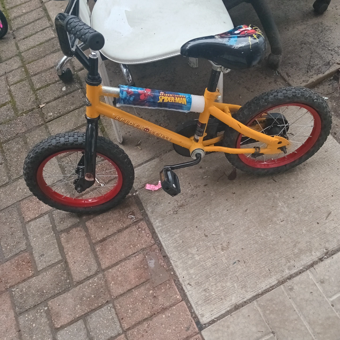Spider-Man Kids Bike