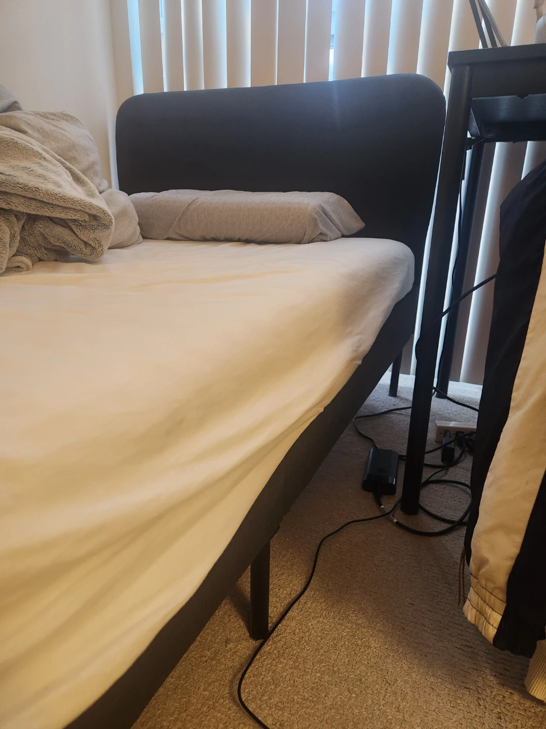 IKEA Twin size Mattress - photo 3