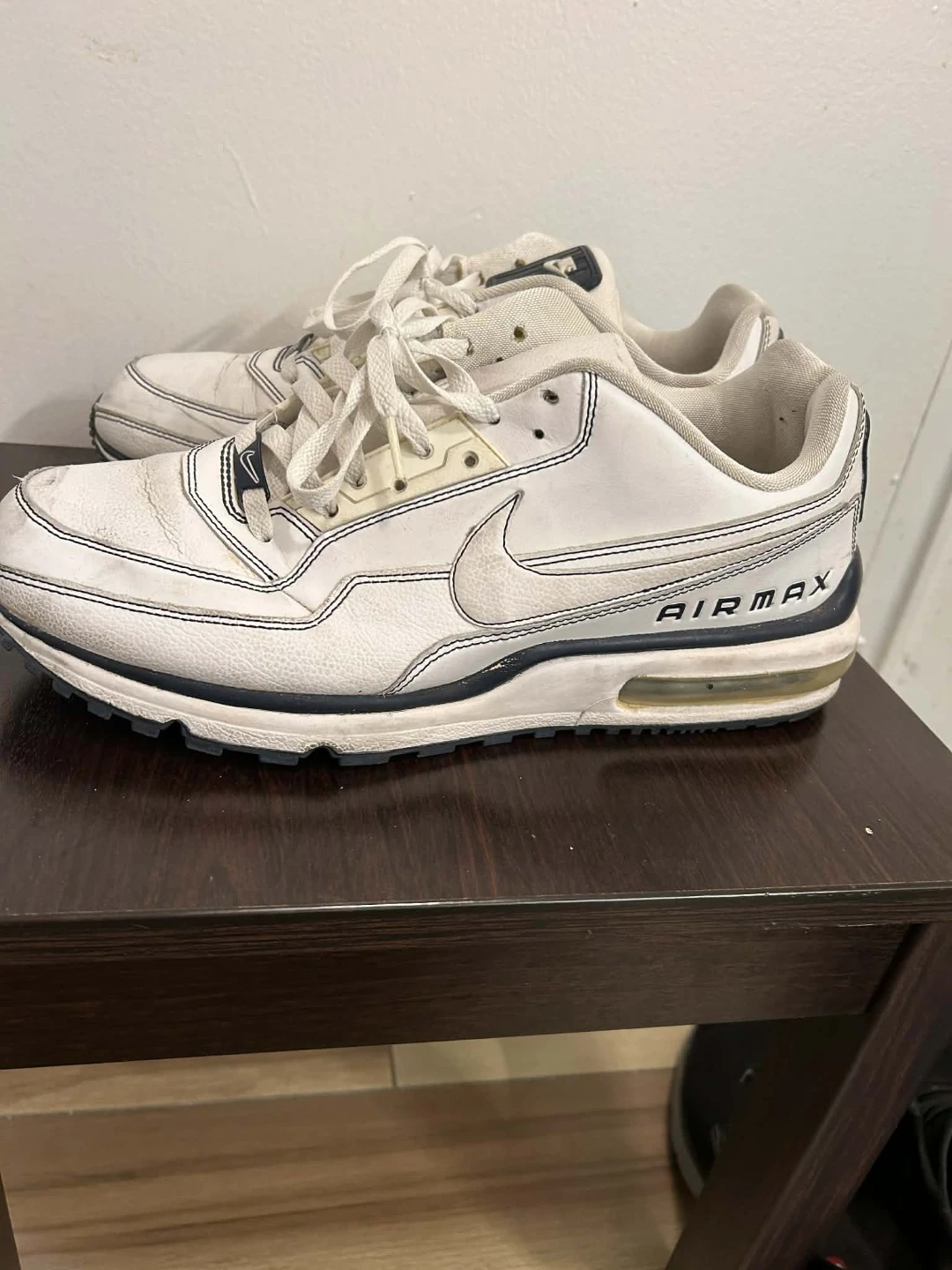 Nike Air Max White Sneakers - photo 2