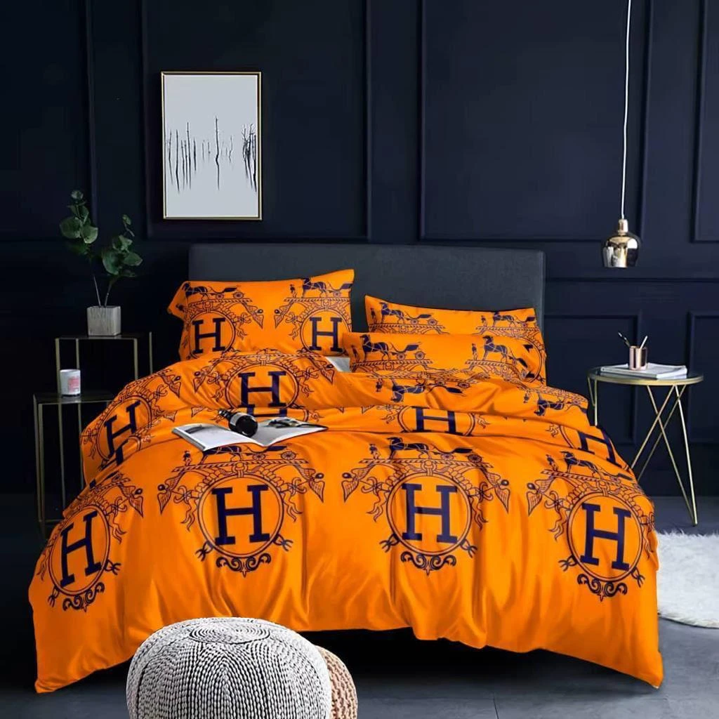 Kings and queens  bedsheets with 4 pillow Cases and  duvet cover - photo 2