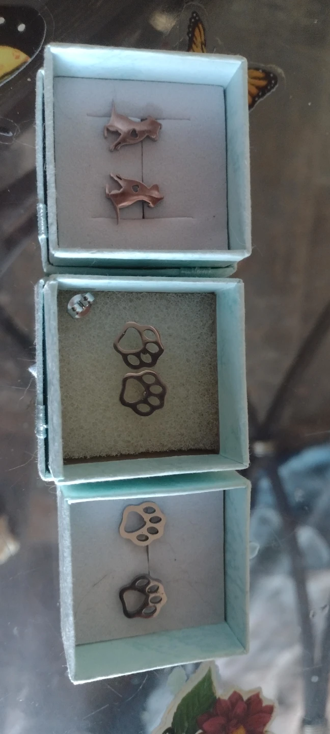 Grace Earrings Paw Print Studs - photo 3