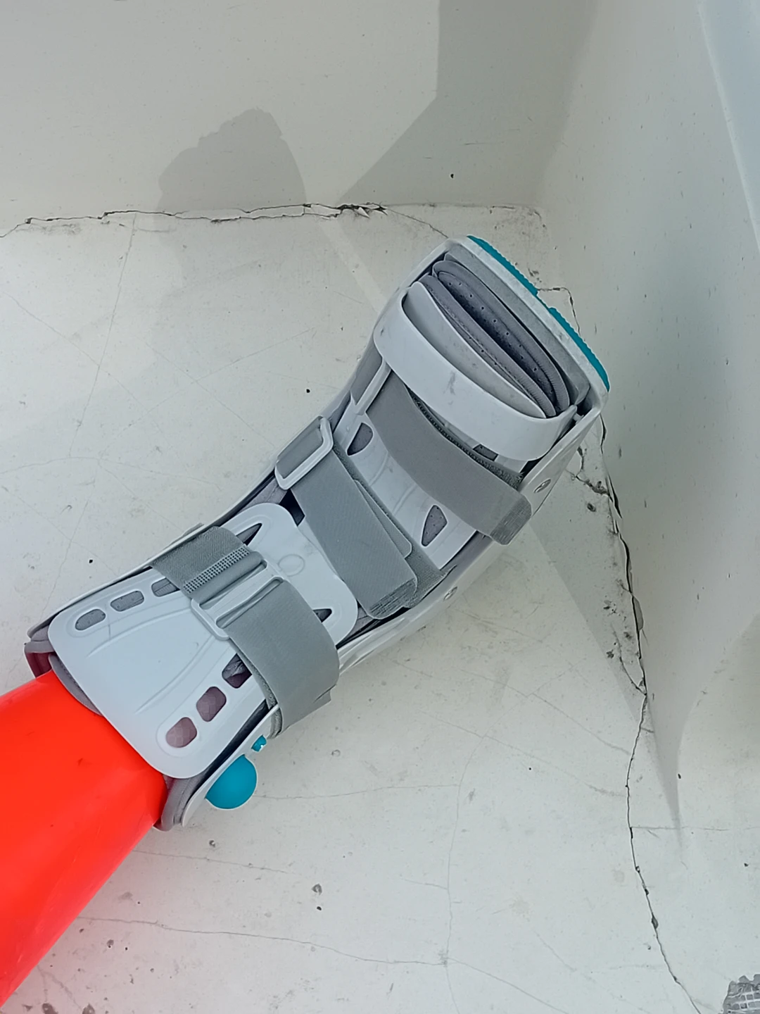 Walker Boot Brace