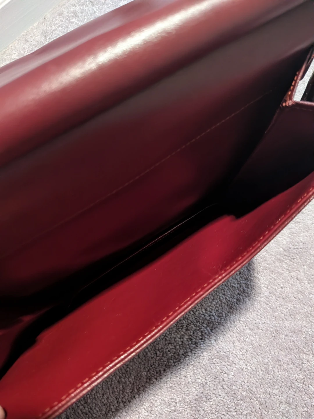 Cartier Burgundy Leather Shoulder Bag - photo 5