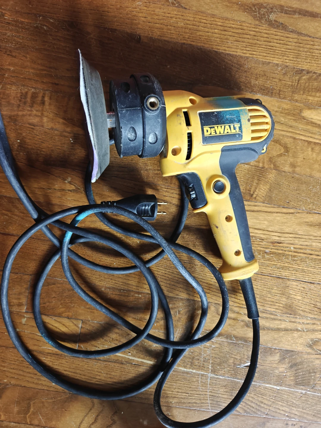 DEWALT Random Orbit Sander
