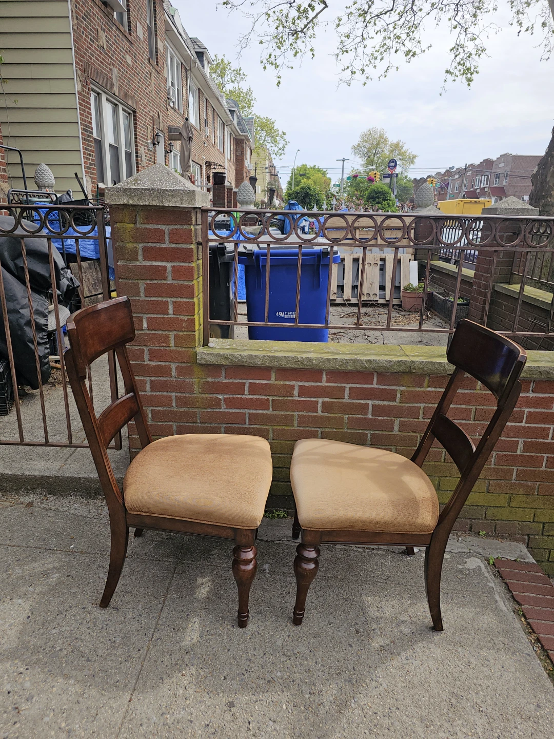 Set of 2 Ethan Allen Dining Chairs - photo 5